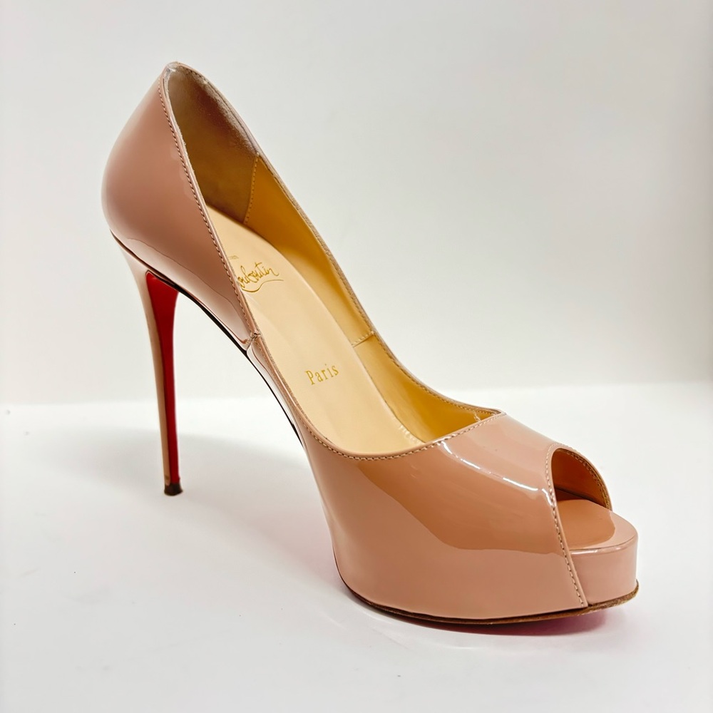Christian Louboutin Very Privé 120 Peep-Toe Patent Leather Pumps